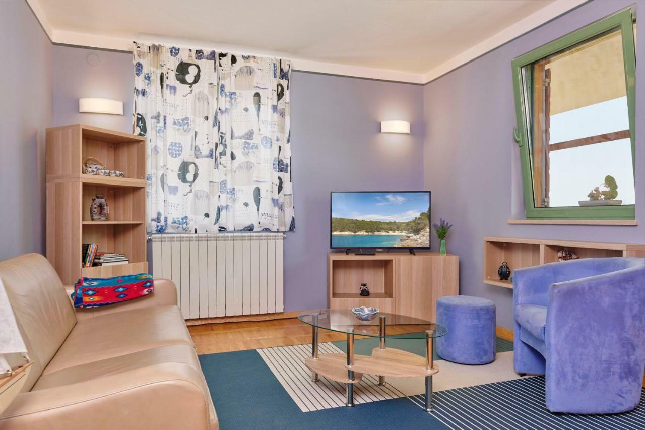 Villa Giardina Apartments Vinkuran Buitenkant foto