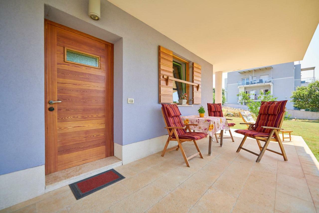 Villa Giardina Apartments Vinkuran Buitenkant foto