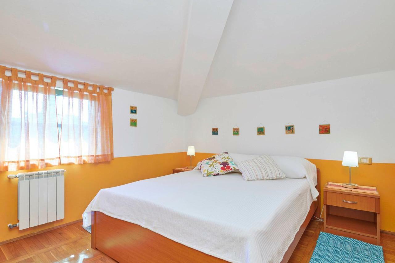 Villa Giardina Apartments Vinkuran Buitenkant foto