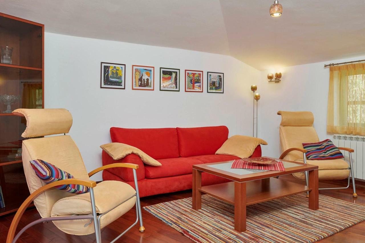 Villa Giardina Apartments Vinkuran Buitenkant foto