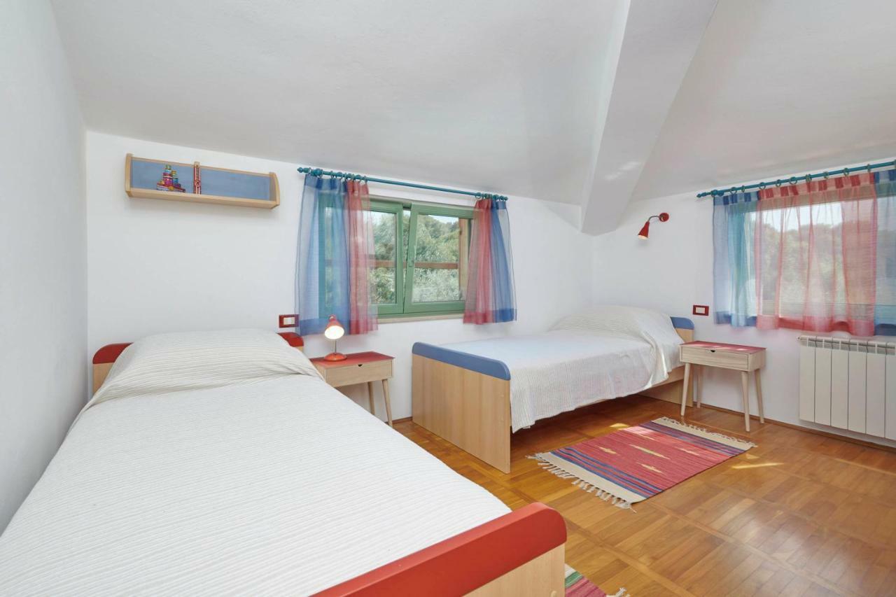 Villa Giardina Apartments Vinkuran Buitenkant foto