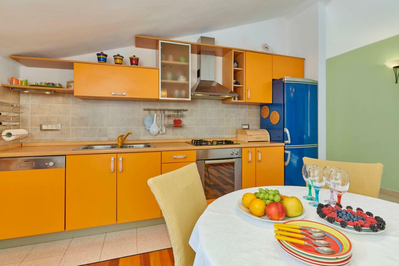 Villa Giardina Apartments Vinkuran Buitenkant foto