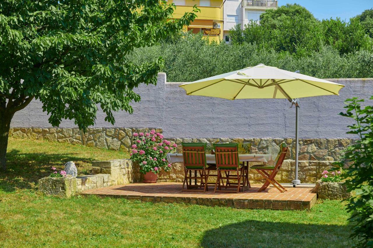 Villa Giardina Apartments Vinkuran Buitenkant foto